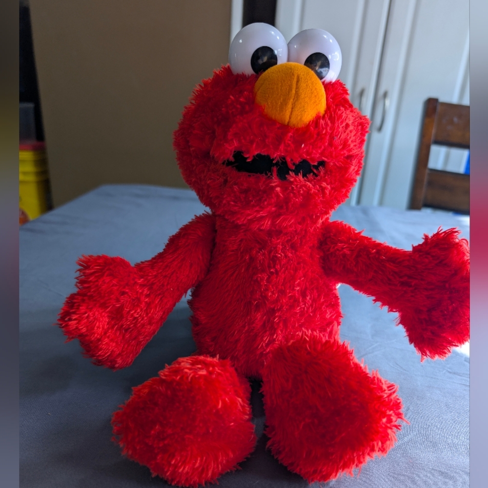 Tickle Me Elmo Plush 2016 Hasbro